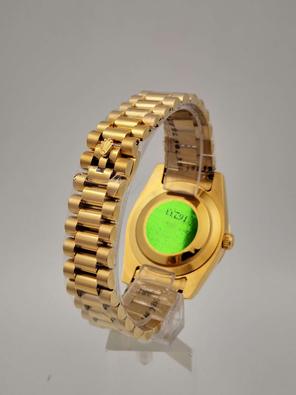 AAA+ Replica Rolex Day-Date II 218238-41 MM - Image 3