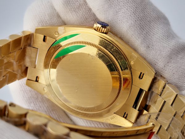 Replica Rolex Day-Date 40 228238 N Yellow Gold Champagne Dial Luxury 3235 - Image 6